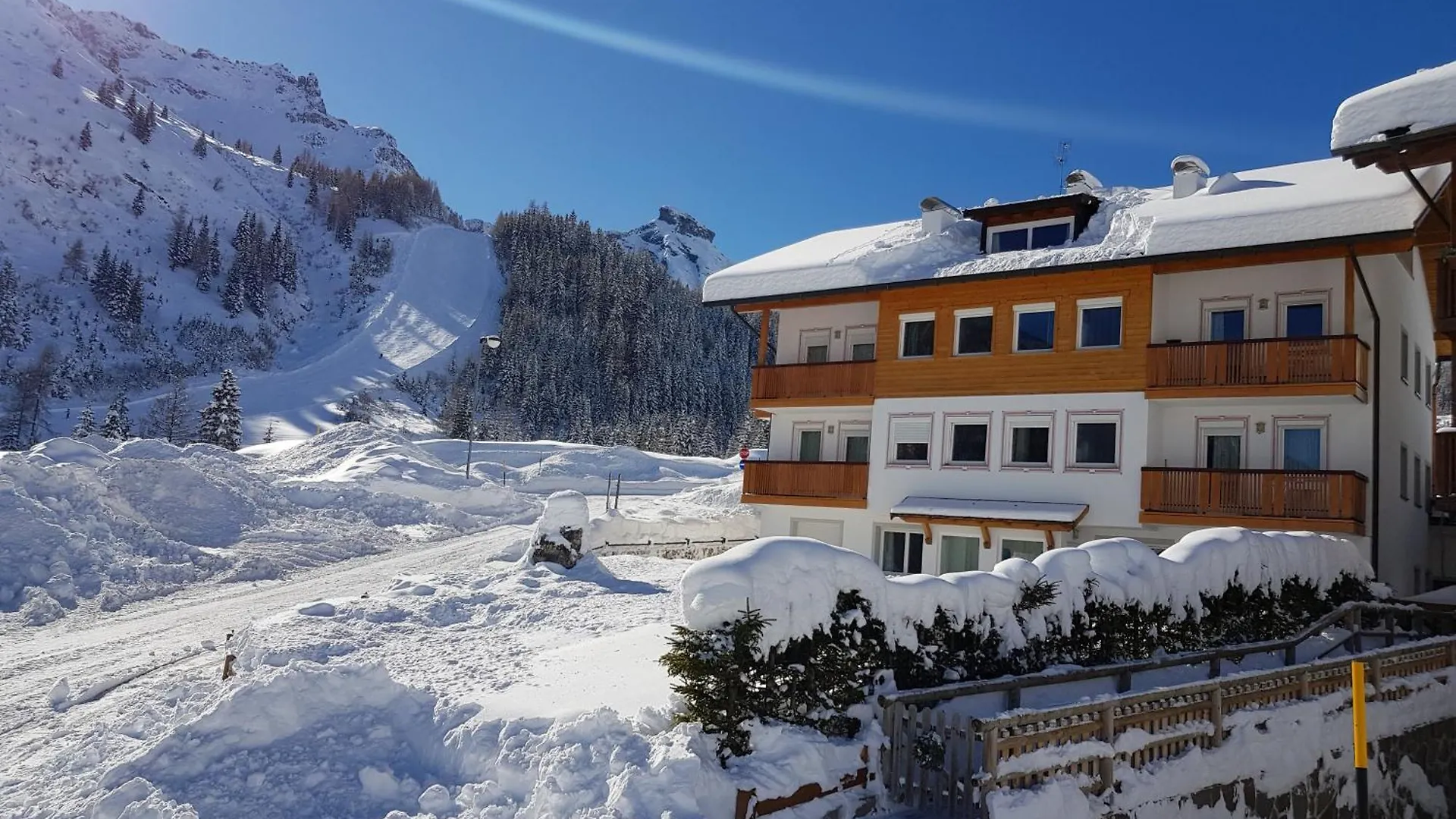 Alpenroyal Arabba公寓式酒店